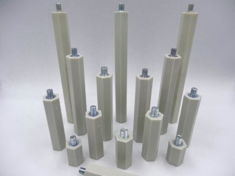 Distanser Plast 70mm M6